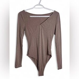 Chic Taupe Long Sleeve Bodysuit